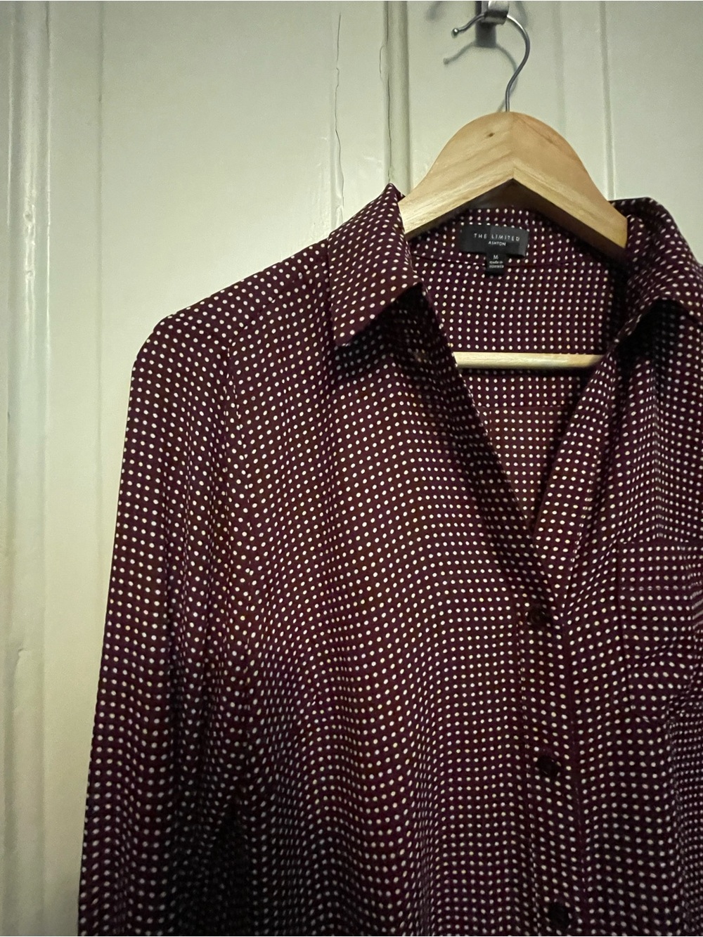 The Limited Women's Burgundy Dot Button-Up Blouse-M - Picture 5 of 14